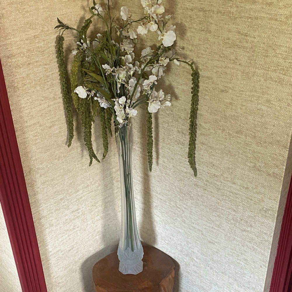 Bundle of Tall Lalique Style Vase Comes With With Beautiful Flower Arrangement